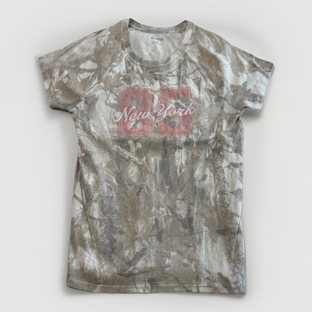 Hollister Womens Medium Gray Camo New York T Shirt
